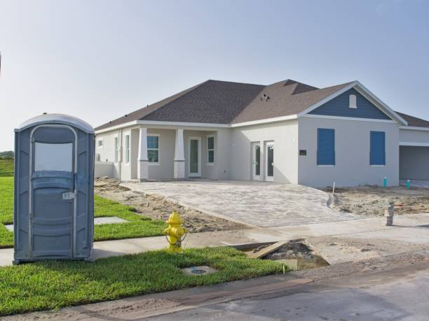Best Portable restroom trailer rental  in Thorntown, IN